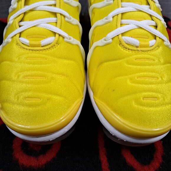 Size 8 Nike Air VaporMax Plus CU4907-700 Women Sneakers Yellow Running Shoes - Picture 14 of 14